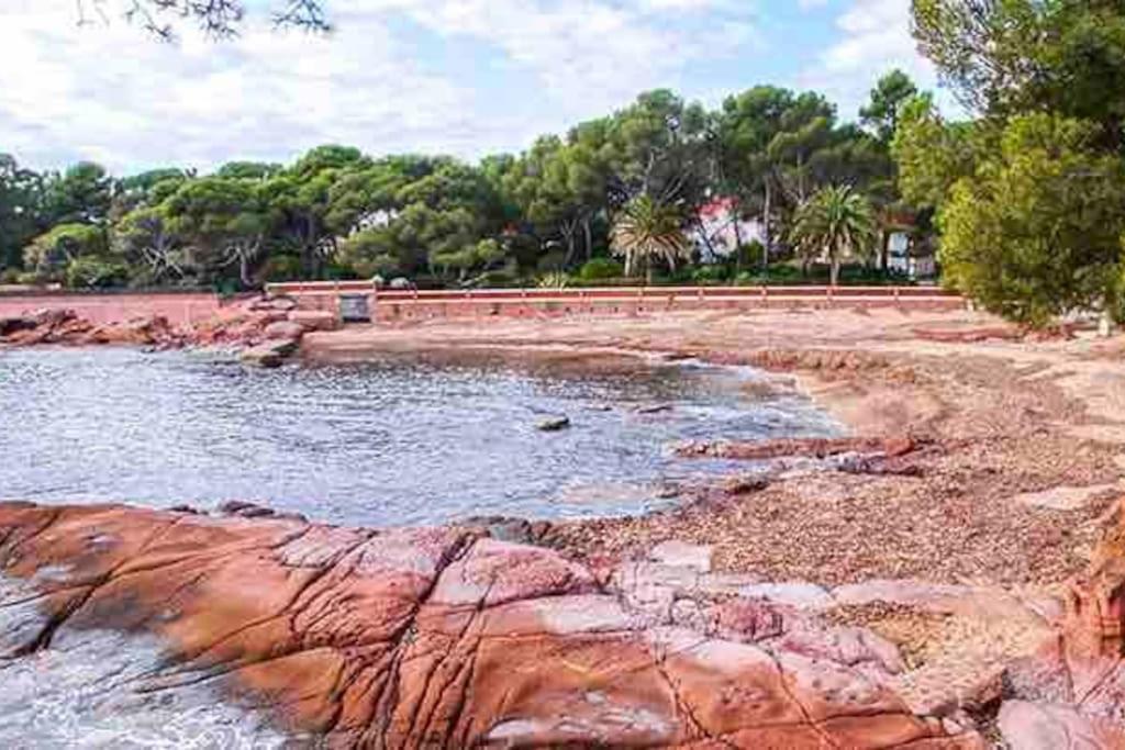 Apartament Boreal 4 Pax Bord De Mer Saint-Raphaël Zewnętrze zdjęcie